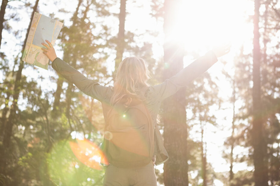 How Natural Light Supports Health and Happiness on Outdoor Adventures